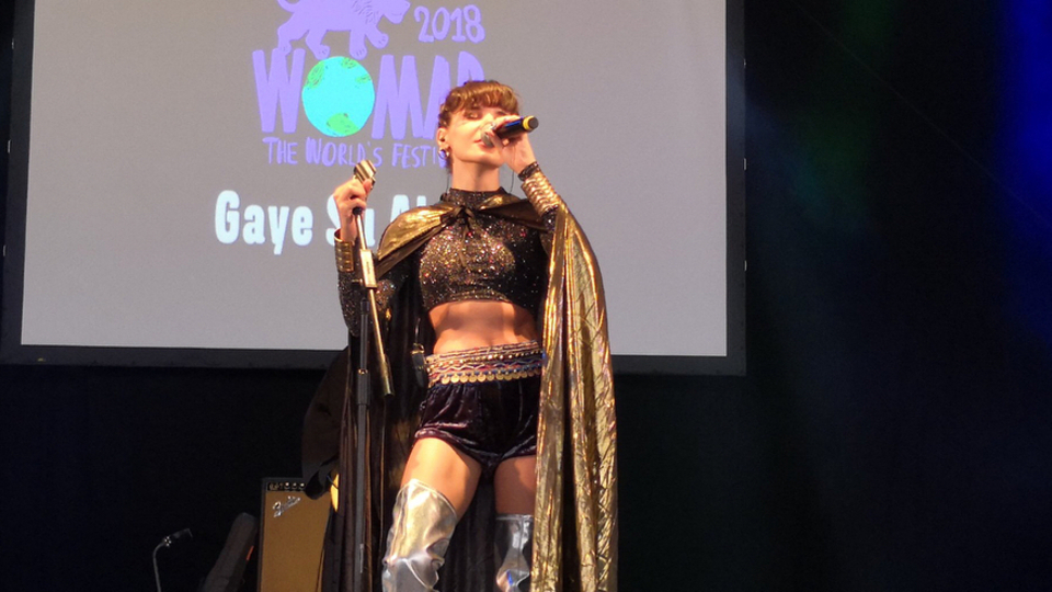 Türk müzisyen İngiltere semalarında