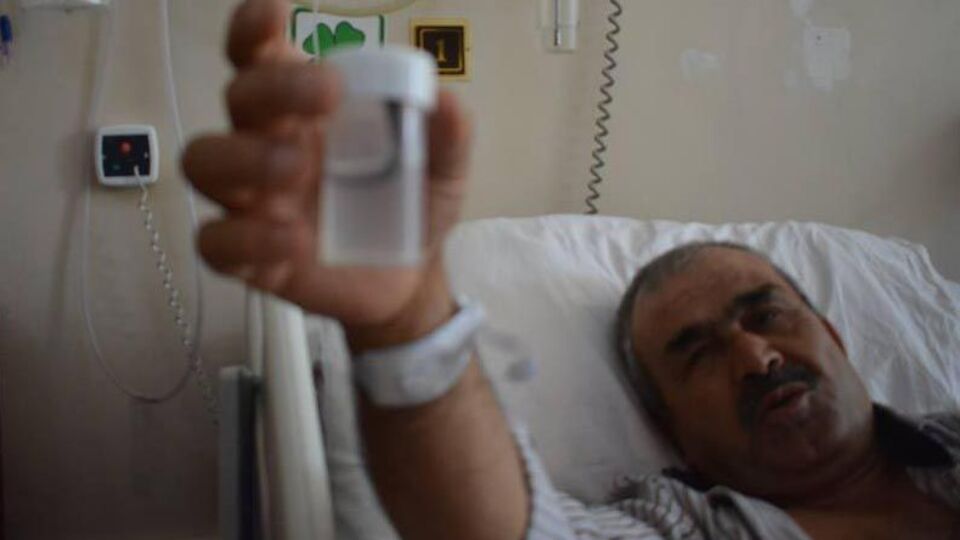 Bir ay boyunca boğazında kaldı! Doktorlar bile şoke oldu...