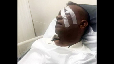 İçeceğini dolaba koyarken hayatının şokunu yaşadı!