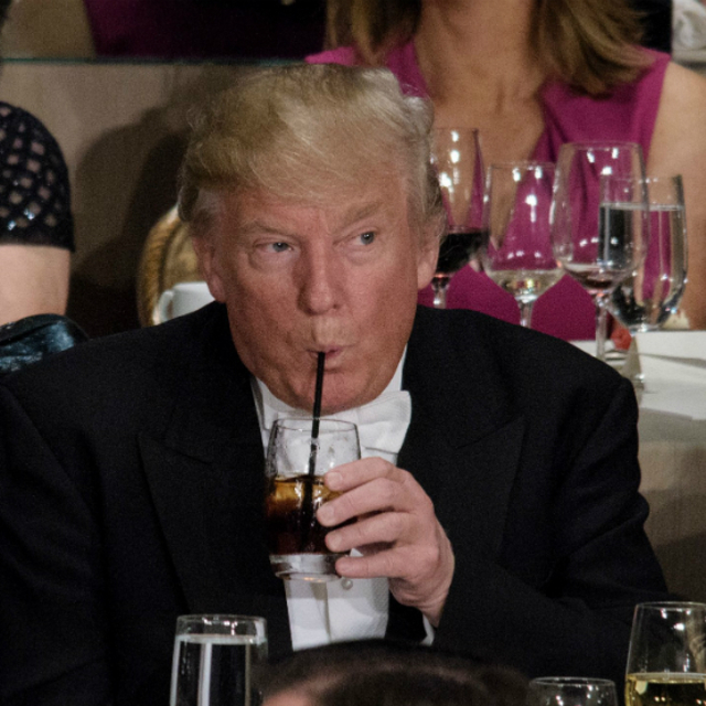 Trump en sevdiği içeceğin fiyatını artırdı
