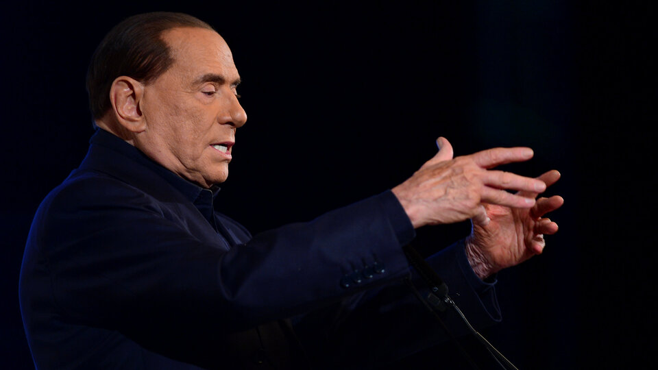 Berlusconi'nin tuvaletinde intihar!