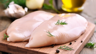 Çiğ tavuktaki tehlike! O hastalığa davetiye çıkarıyor...