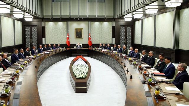 İlklerin MGK'sı! Kritik konular masada