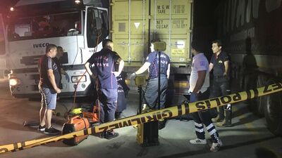 Tır şoförü feci şekilde can verdi