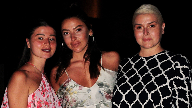 Ablası, Hadise'yi hayatından çıkarıyor 