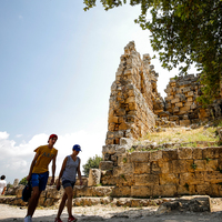 Antik Perge küllerinden doğuyor