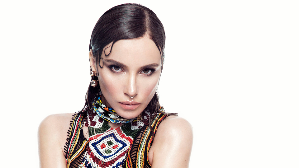 Gülşen, o babayı bulana 10 bin TL ödül verecek