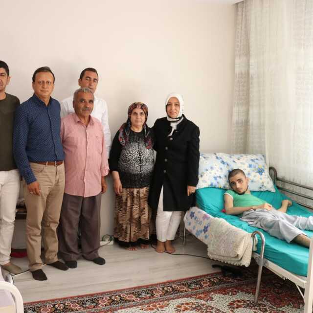8 çocuklarından 6'sı hasta