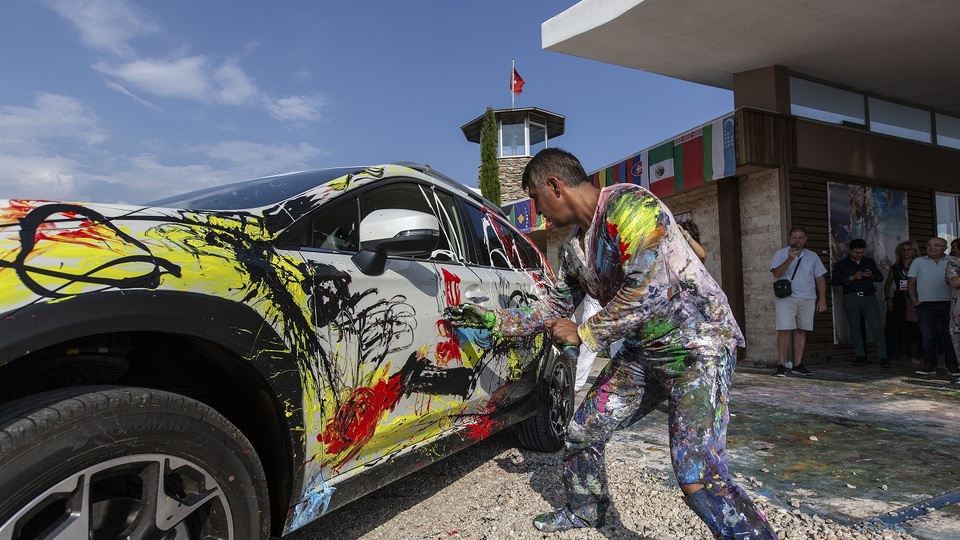 Arabayı bu hale getirdi