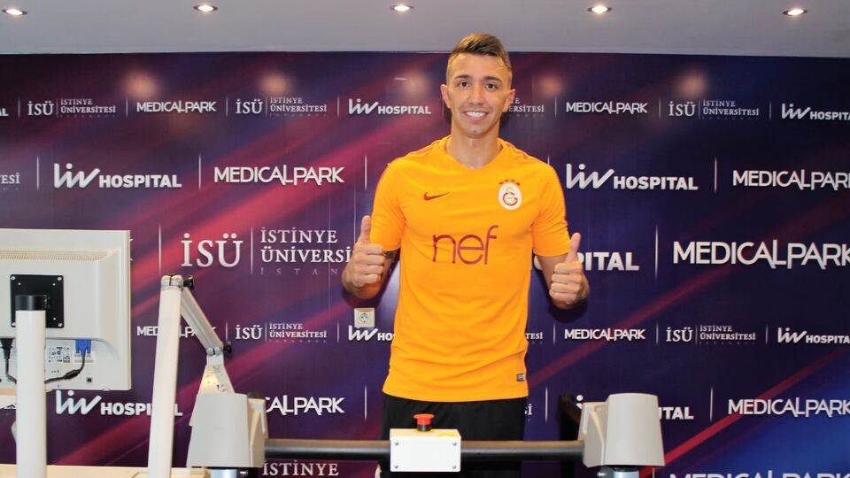 Muslera sağlık kontrolünden geçti