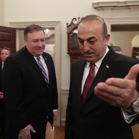 Singapur'da Çavuşoğlu-Pompeo görüşmesi! Masada 3 başlık var...