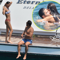 Olay gönderme: Tekne kiralık, kadın kiralık...