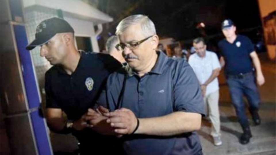 "Ergenekon" davası savcısına FETÖ'den hapis cezası