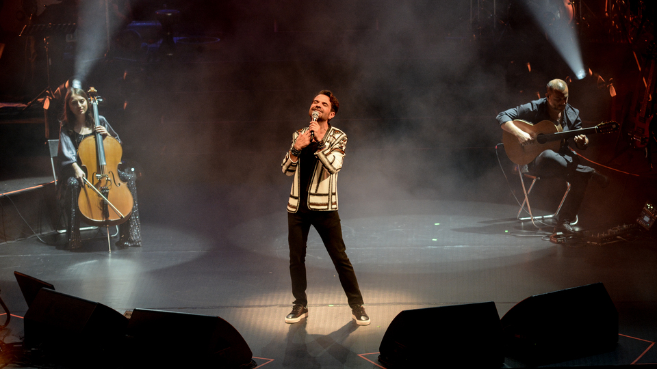 Ünlü şarkıcı bir daha düşmesin diye özel önlem alındı