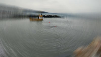 Feci son! Kurtarmak için denize girmişti