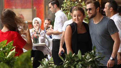 Tolga Sarıtaş'a yoğun ilgi