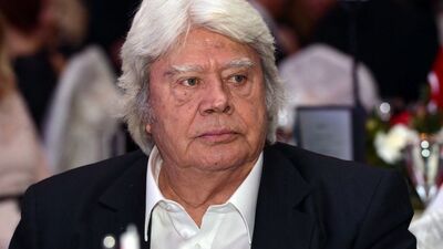 Ünlü oyuncu Cüneyt Arkın hastaneye kaldırıldı