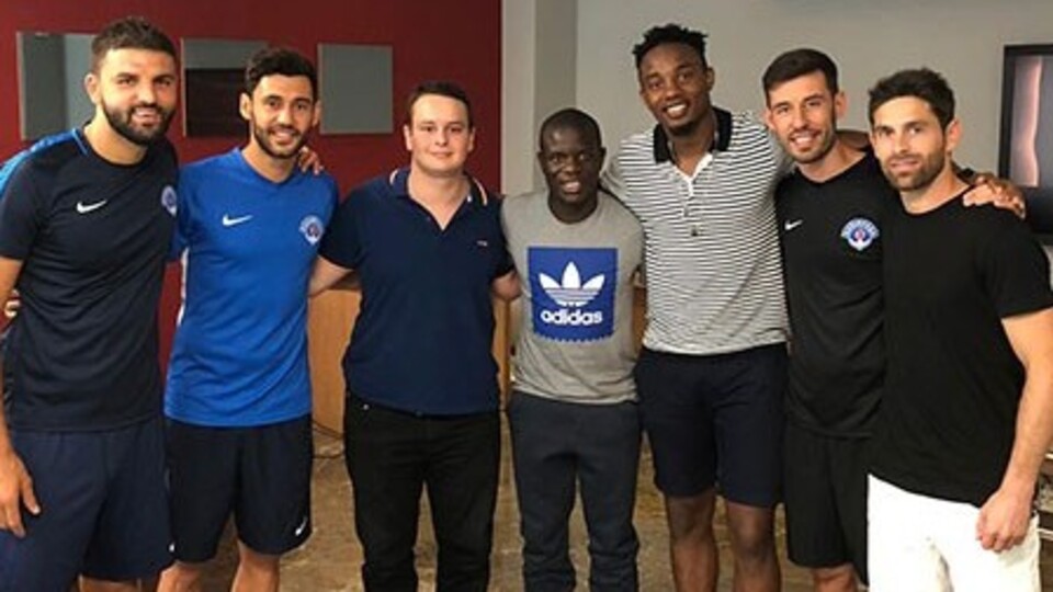 Chelsea'nin yıldızından Paşa'ya ziyaret