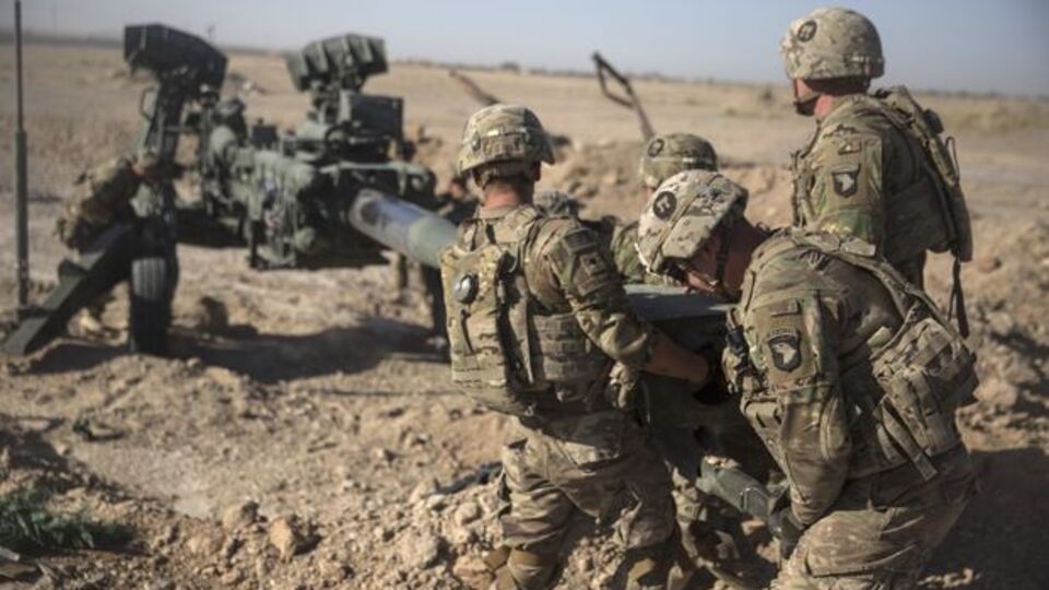 O ülkedeki 300 ABD askeri ülkelerine dönüyor