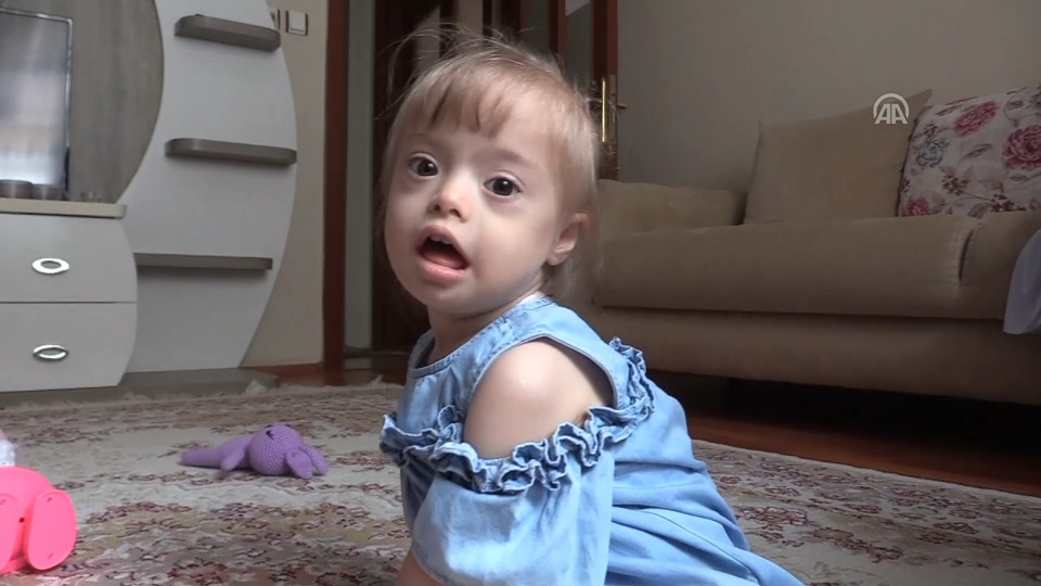 Down sendromlu Afra ilik bekliyor