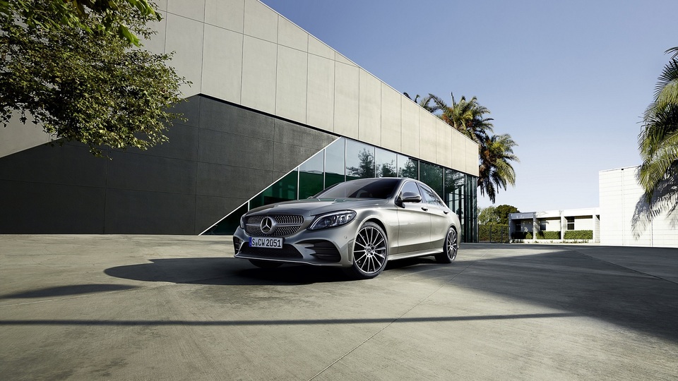 Yeni Mercedes C 180 satışa çıktı, işte fiyatı