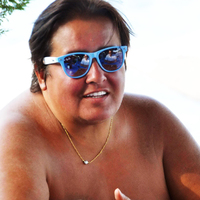 Bodrum'daki evini de bağışlayacak!