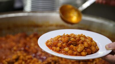 Düdüklüde etli kuru fasulye nasıl yapılır?