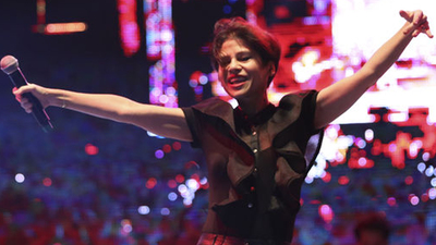 Karacabeyliler Aydilge ile coştu