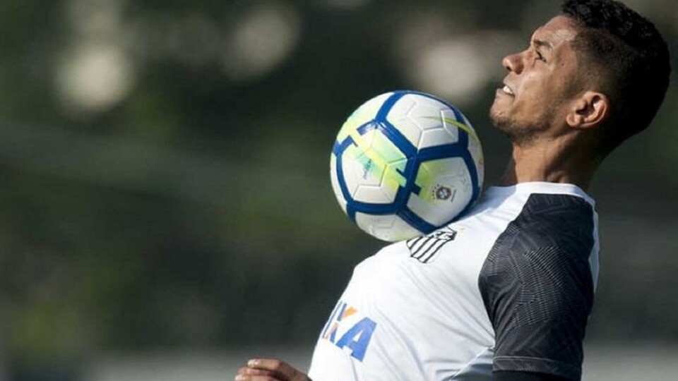 Sivasspor'a Brezilyalı stoper