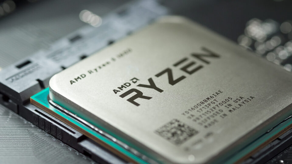 AMD, amiral gemisini tanıttı!