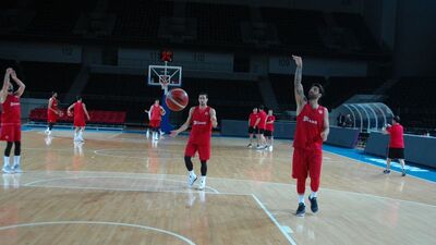 12 Dev Adam'ın kadrosu açıklandı