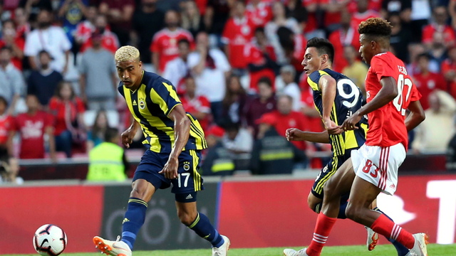 "Lokum gibi hakemdi"