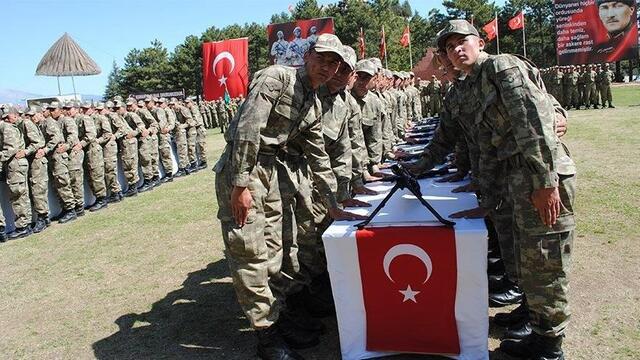 Askerlik kısalıyor mu? İşte cevabı