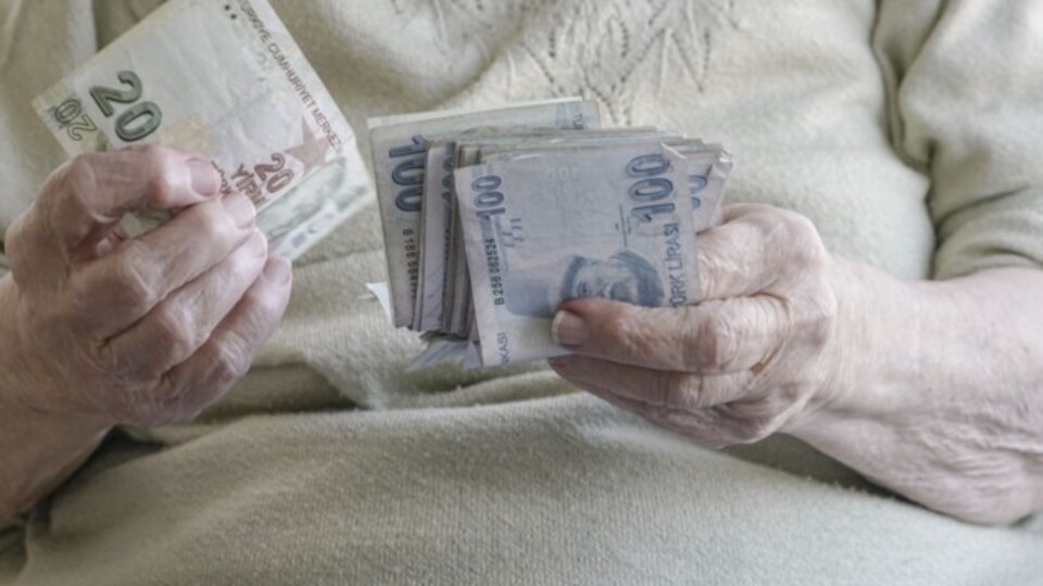 Emeklilere müjde! O tarihte ödenecek...