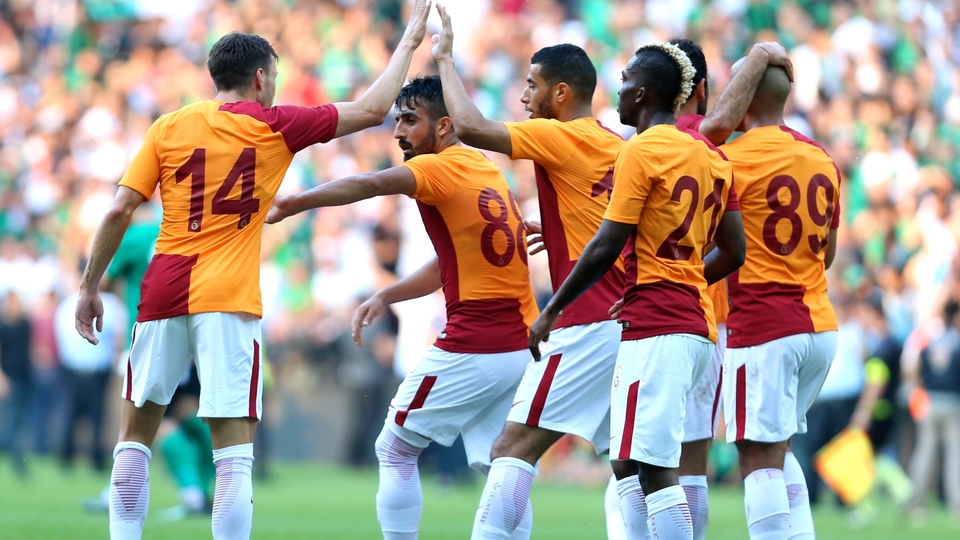 Son şampiyon sahaya iniyor!