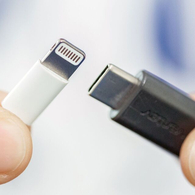 Apple'ın kablosu başına dert oldu! USB yolda mı?