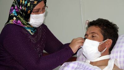 9 yıldır beklediği böbrek eşinden geldi!