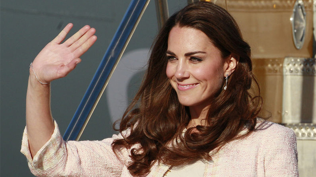 Gözler Kate Middleton'ın bikinili fotoğrafında!
