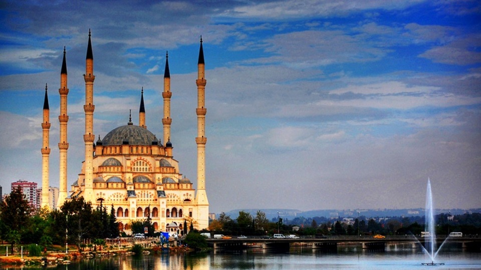 Adana Cuma namazı saati