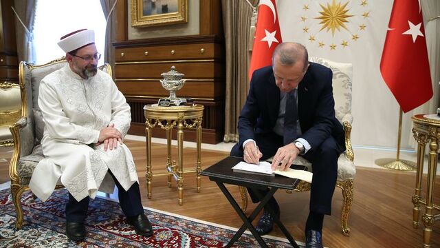 Erdoğan, kurban bağışını yaptı