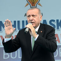 "Döviz saldırılarına rağmen büyüyeceğiz!"