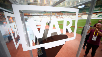 Hakem, ofsayt 'VAR' dedi!