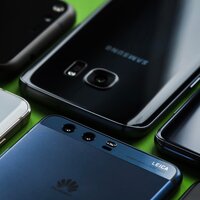 Dolar artışı sonrası hangi telefona ne kadar zam gelecek?