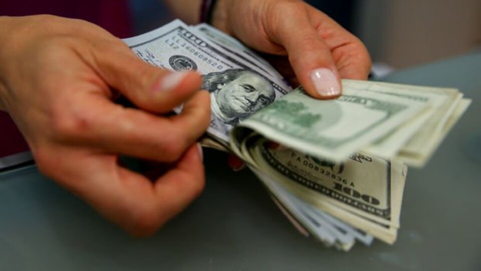 Rusya'dan dolar harekatı