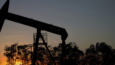 Petrol fiyatları son üç yılın en düşük düzeyinde