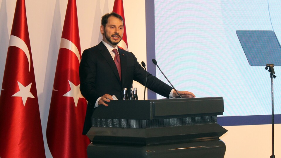 Bakan Albayrak'tan yabancı yatırımcılarla zirve!