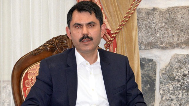 Bakan Kurum: Her önüne gelen müteahhit olamayacak