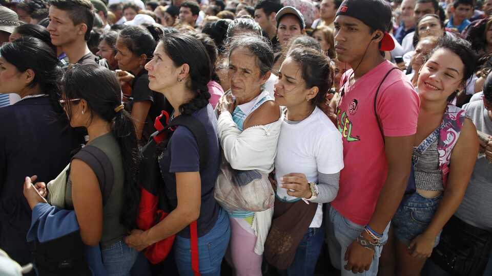 Haziran'dan bu yana 2.3 milyon Venezuelalı göç etti!