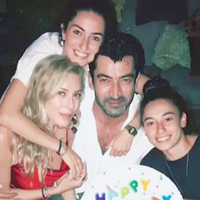 Sinem'e sürpriz parti