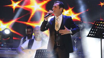 O şarkıcıya dolar borcundan haciz geldi